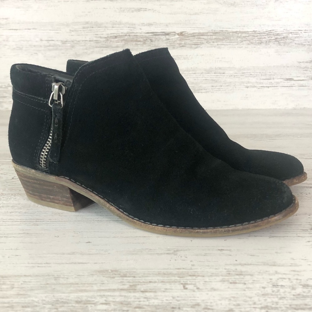 STEVE MADDEN Tobii Black Suede Zippered Ankle Boots 6 - Picture 1 of 12